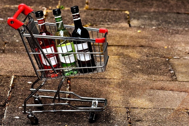 Alcohol too easy for minors to buy online
