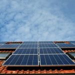 Solar panels help French winemaker keep climate change at bay