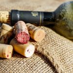 Fine wine and spirits merchant sheds packaging with first capsule-free wine