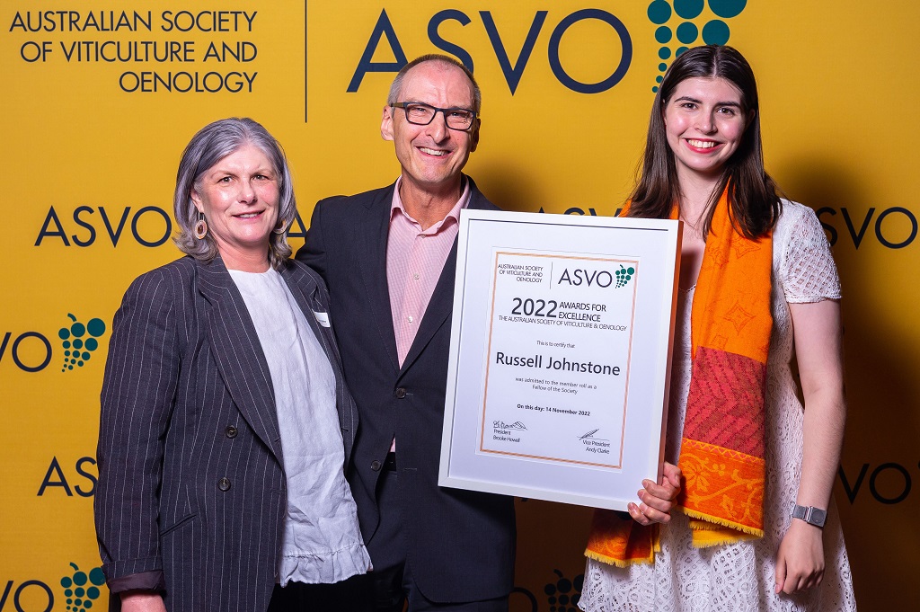Respected members of industry honoured by ASVO