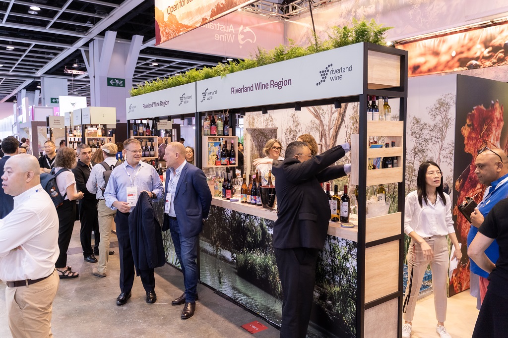 Strong Australian wine presence at Vinexpo Asia 2024: “It feels a bit like the old days”