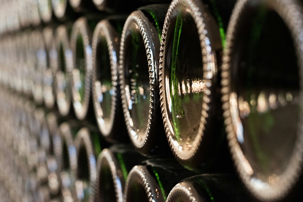 Endeavour closes SA bottling facility, citing declining demand